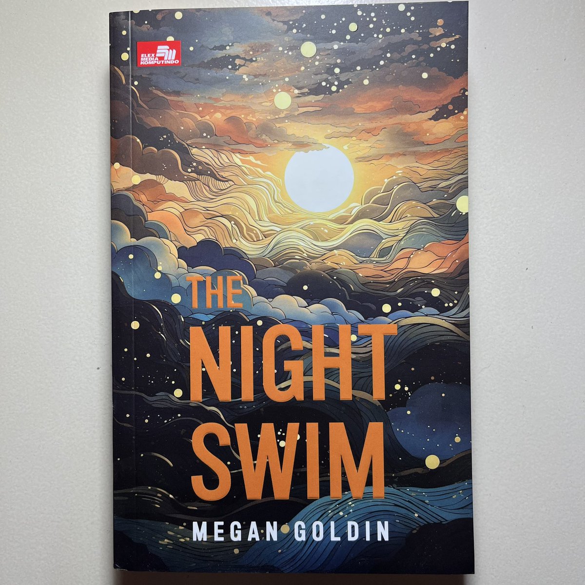 haucls's tweet photo. wts want to sell buku novel preloved masih like new bgt cuma sekali baca

- the night swim megan goldin [40K]

📍bekasi
🍊shopee video ✅
❌ admin shopee

t. fiksi pl thriller misteri mystery original plot twist https://t.co/1vc1KWhzpG
