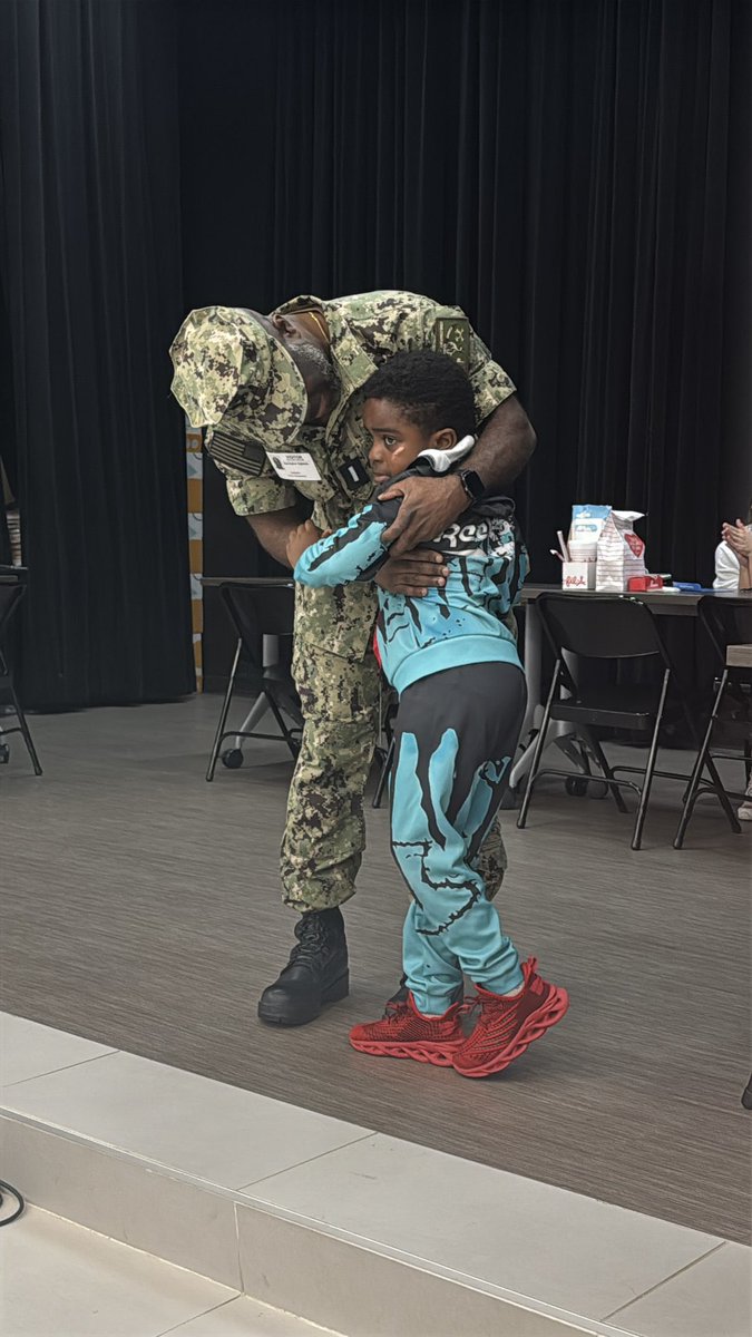 Carmen Lozano tweet media