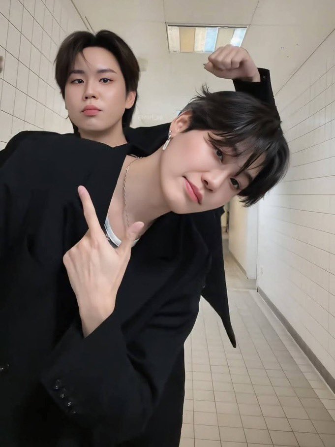 yoobao2327's tweet photo. 🎶 ก็ในหัวใจมันชอบ เธอแอ้แล้ ใจดวงนี้มีเธอแน่ๆ🎶  คนนี้ผมจอง  แม่ช่วยจีบ🤭

#BounPrem 
#bb0un #prem_space https://t.co/zi5wHDeYIC