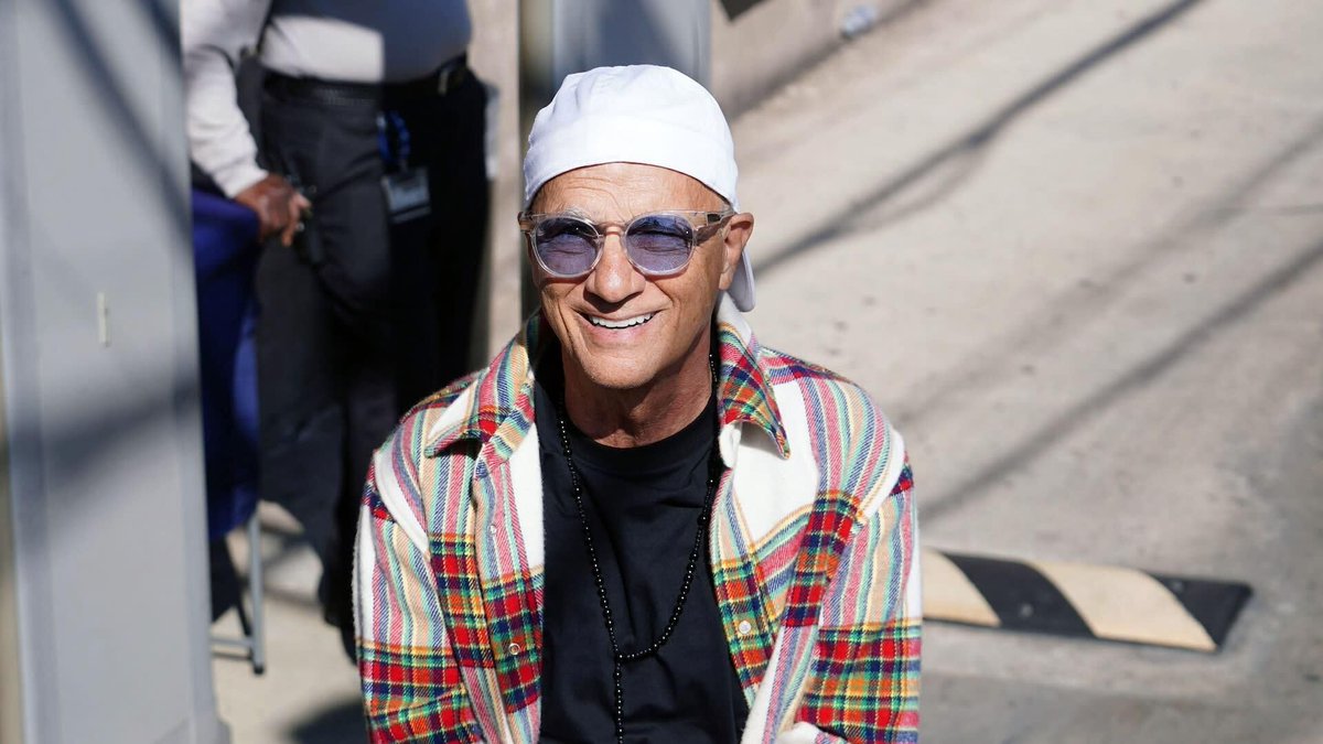 Complex's tweet photo. Interscope co-founder Jimmy Iovine on potential streaming service decline. Details: https://t.co/eFgOMpJJC9 https://t.co/IvKSoh683d