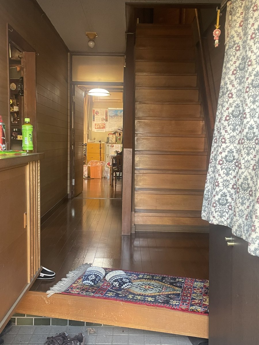 父親の入院が長引いているので、レンタルしてる実家の介護用品達は一旦返却とのこと。…はてさて、このまま施設に向かうのか？もう一度レンタルを頼むことになるのやら？？