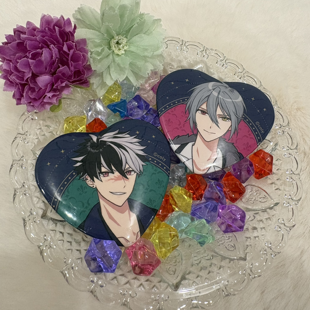 ITEM】 ❁トレーディングハート缶バッジ「寝間着」 寝間着姿の魔法使い