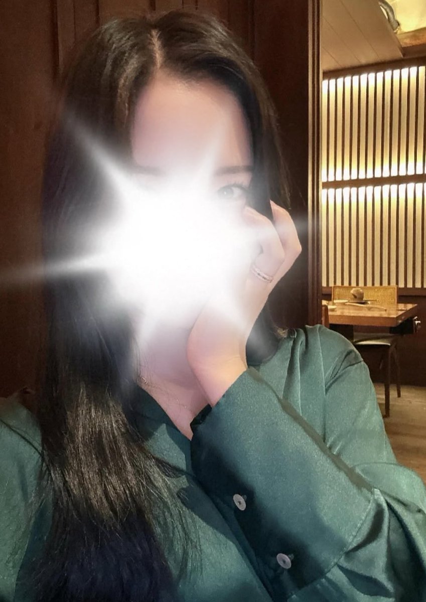 🥩🐬

しゃぶしゃぶぅぅぅ😍
しかも和牛ぅぅぅ🐃🫶

私、フリーだから社員さん達とは別だから館長がいつも気にかけてご飯誘ってくれるのがめちゃくちゃ嬉しい☺️

館長もう70歳なんだけど、私と話し合うのかなぁていつも思う🥲

ご馳走様でした🙇🏻‍♀️