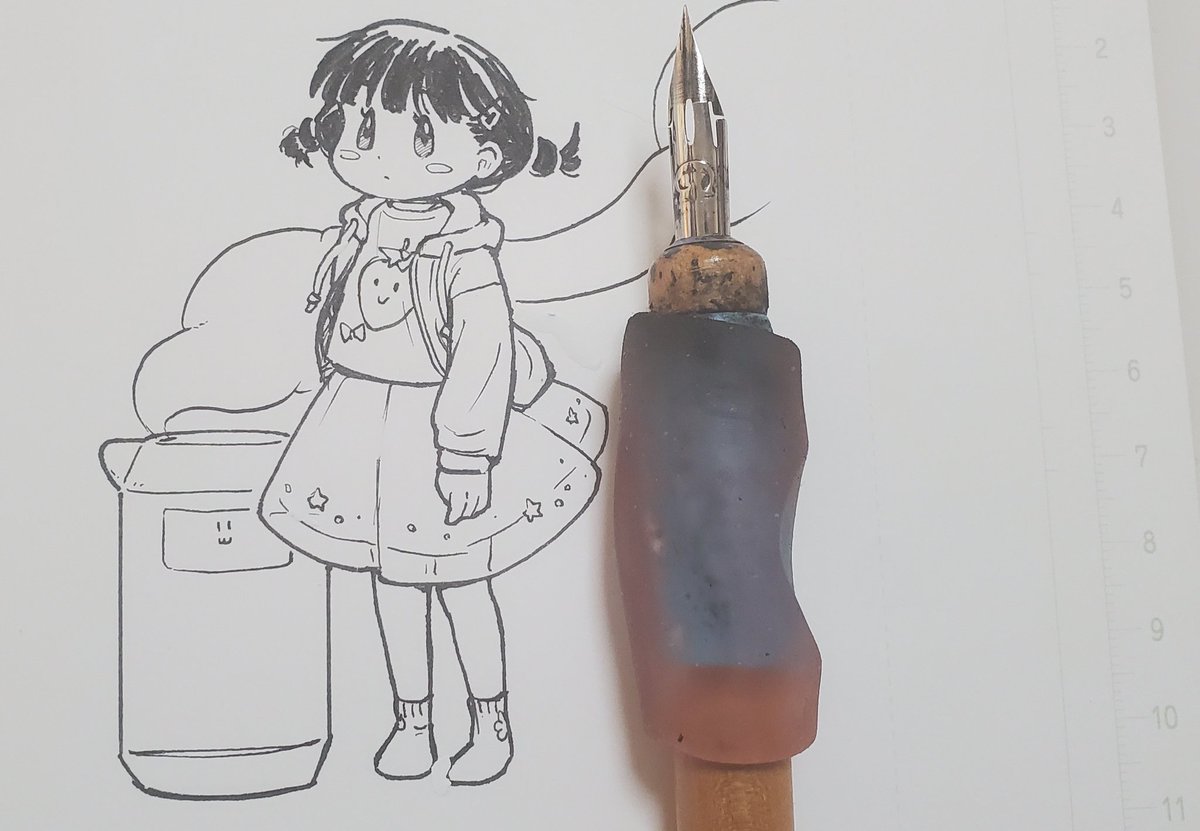 表紙の素材作ってる 5歳、かわいいですね