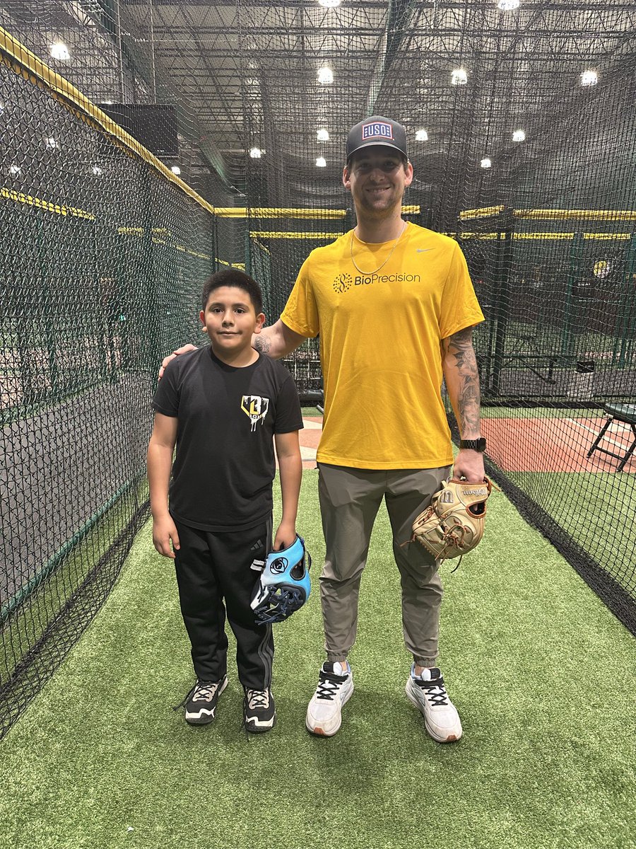 D-BAT of Tulsa tweet media