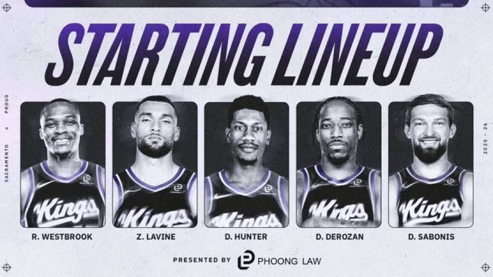 DNeckel19's tweet photo. Ty Jerome and DeAndre Hunter are starting against each other tonight in the NBA!
#HoosintheNBA https://t.co/RioesxMC6h