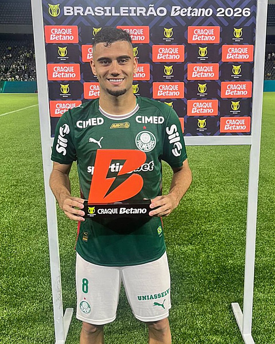deprepalmeiras's tweet photo. MERECIDO! ✨ Andreas Pereira recebeu o prêmio Craque do Jogo. https://t.co/42jIHELPjY