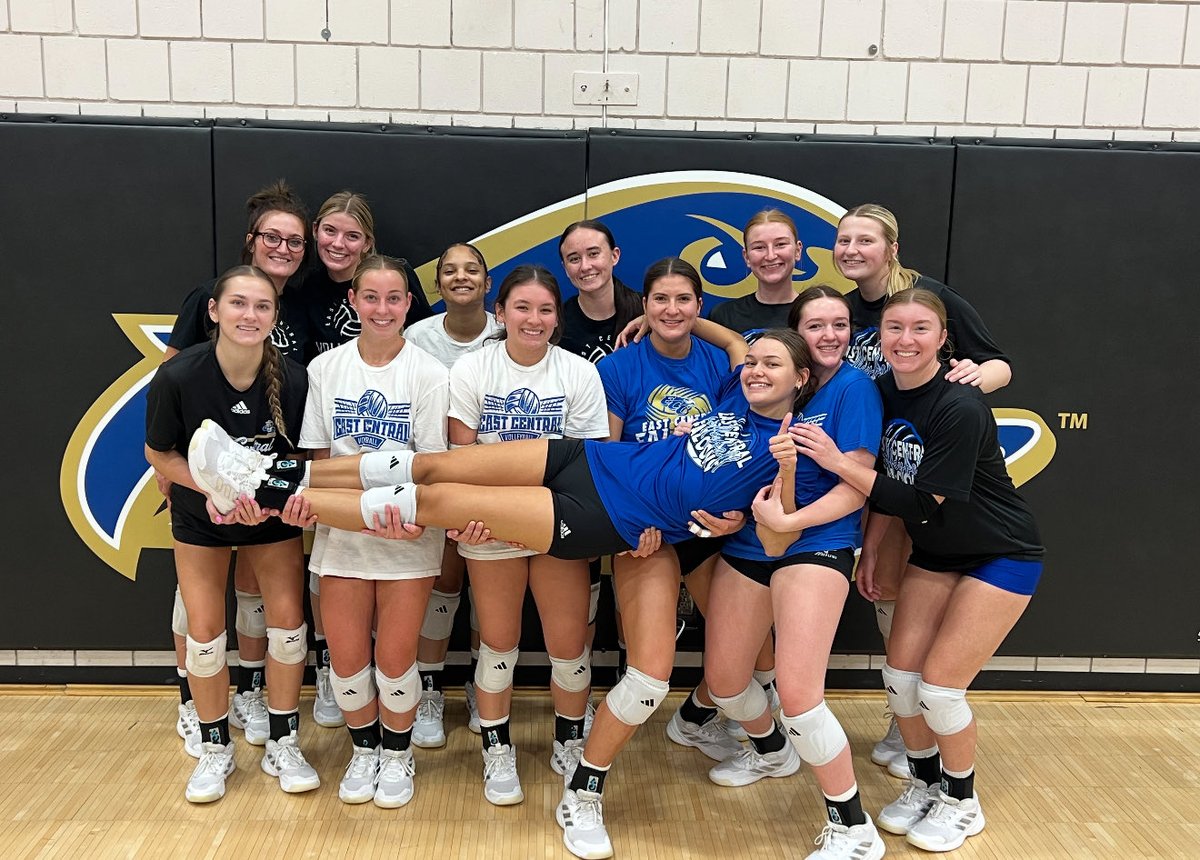 East Central Volleyball tweet media