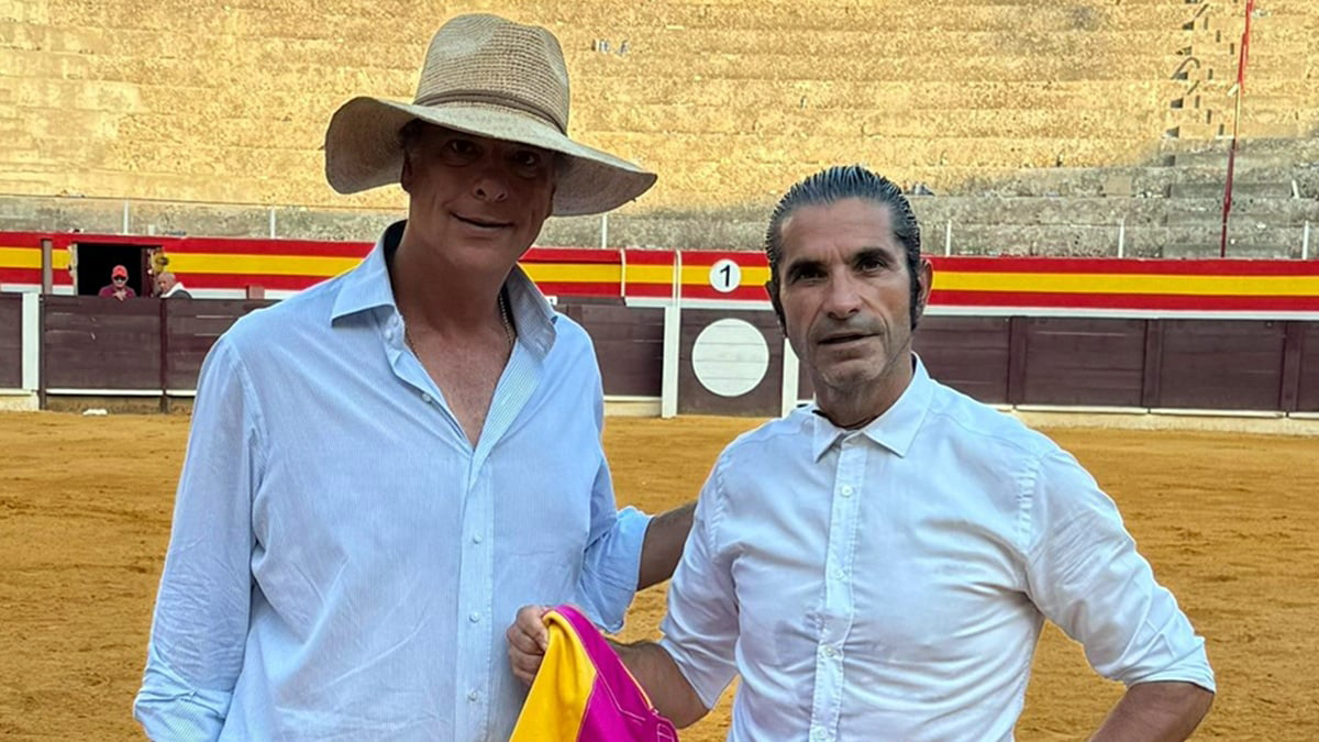 kaycemick's tweet photo. Francisco D'Agostino y Javier Conde cerraron 2025 con un festival en Muro que marcó un antes y un después en la tauromaquia balear. Más de 16 orejas, un rabo y un ambiente inolvidable en una jornada que reafirmó el éxito de Balears Cambio de Tercio. https://t.co/9fpxcqODEg