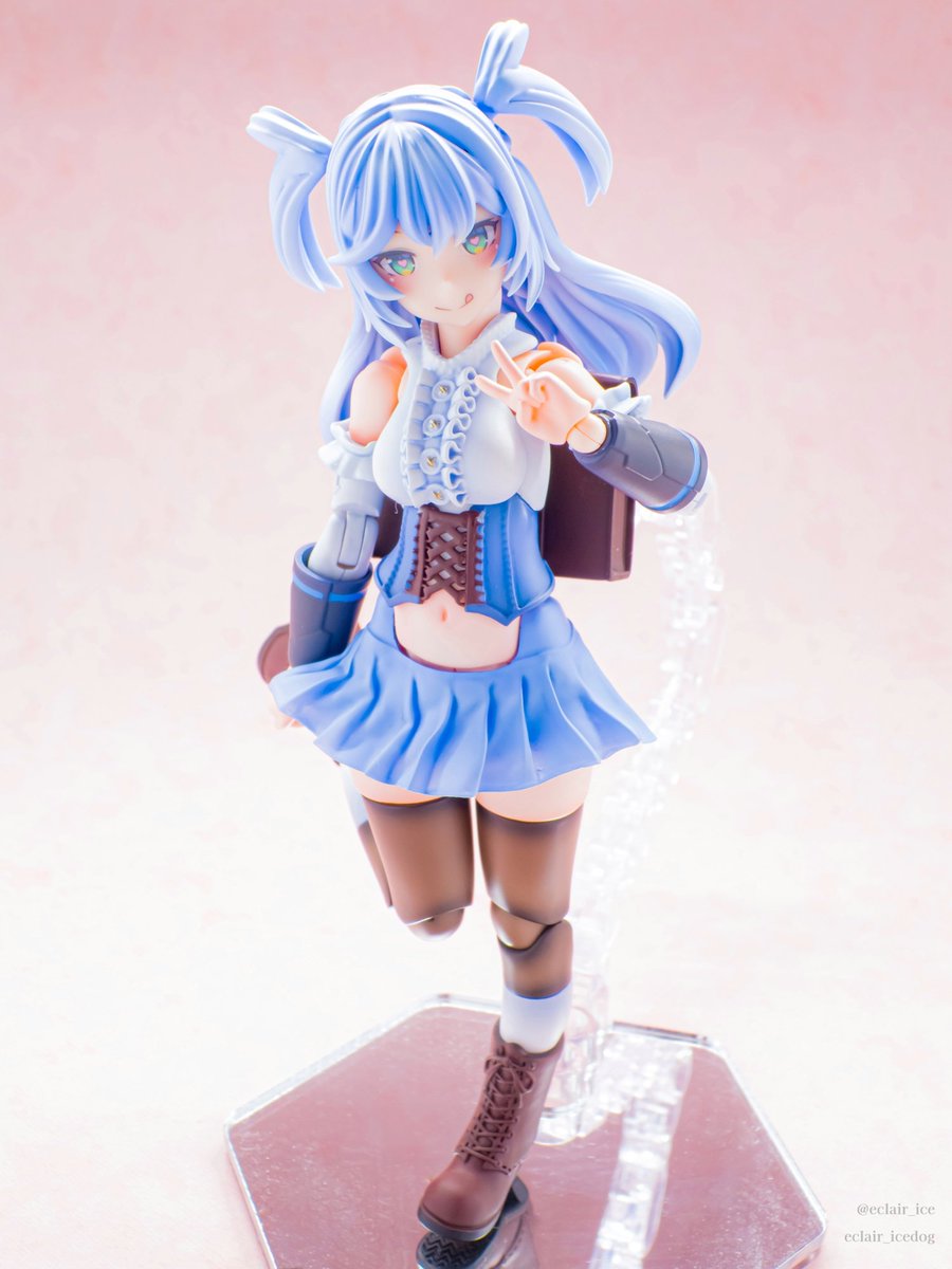 #うちの子かわいい定期
#殺伐としたTLにかわいい娘のピースサインで癒しを