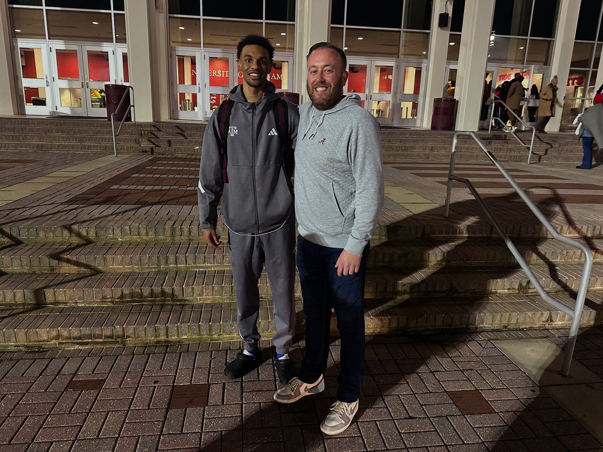 Hunter Johnson tweet media