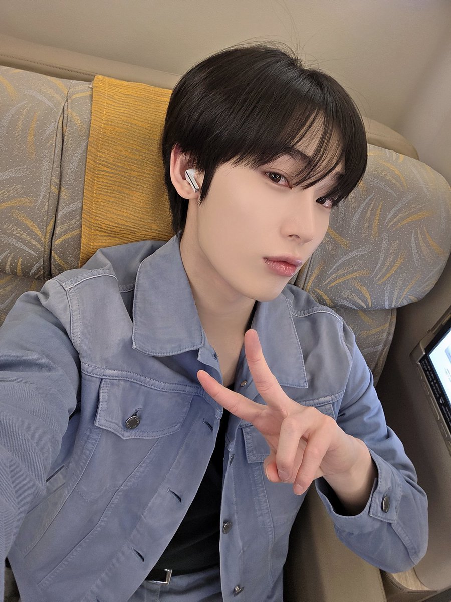 enhypenweverse's tweet photo. [ #선우's Post ] 260205

#SUNOO: Good morning ☀️

@ENHYPEN_members @ENHYPEN #ENHYPEN #엔하이픈 https://t.co/ByojkJcDN0