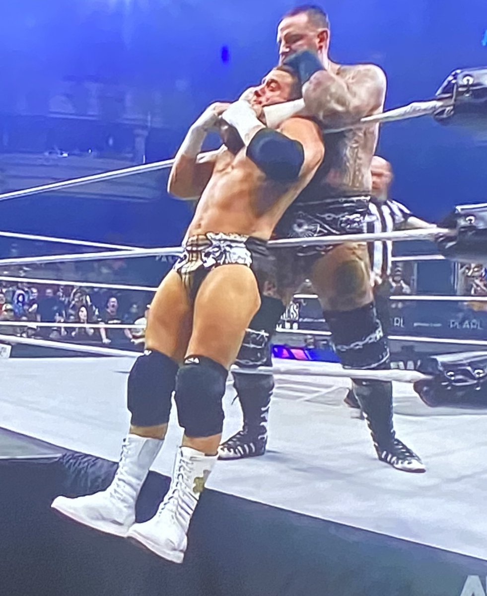 Chairshot SportsHausen tweet media