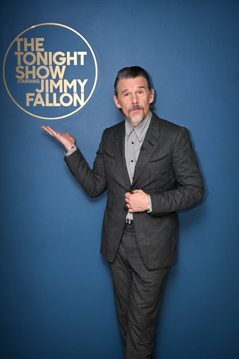 FallonTonight tweet picture