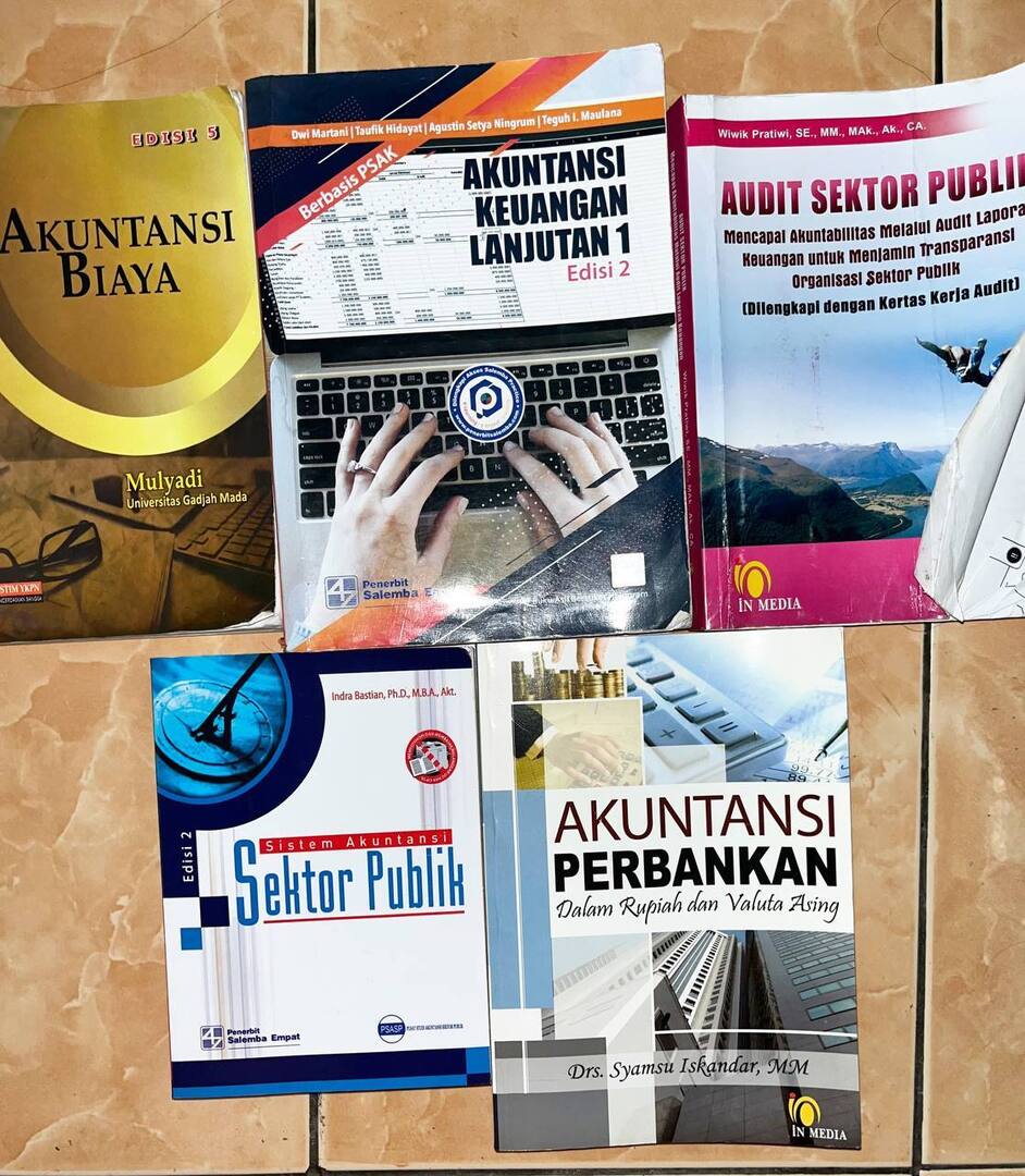 UNJ Fess! 😱 tweet media