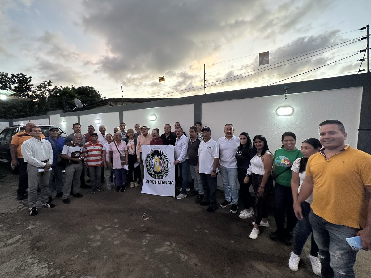 Seguimos recorriendo nuestros comites ejecutivos

Desde Upata, municipio Piar, llevando lineamientos de nuestra direccion nacional <a href="/ADOrganizacion_/">AD Organización Nacional</a> <a href="/ADemocratica/">Acción Democrática</a> 

Por el rescate definitivo de la democracia