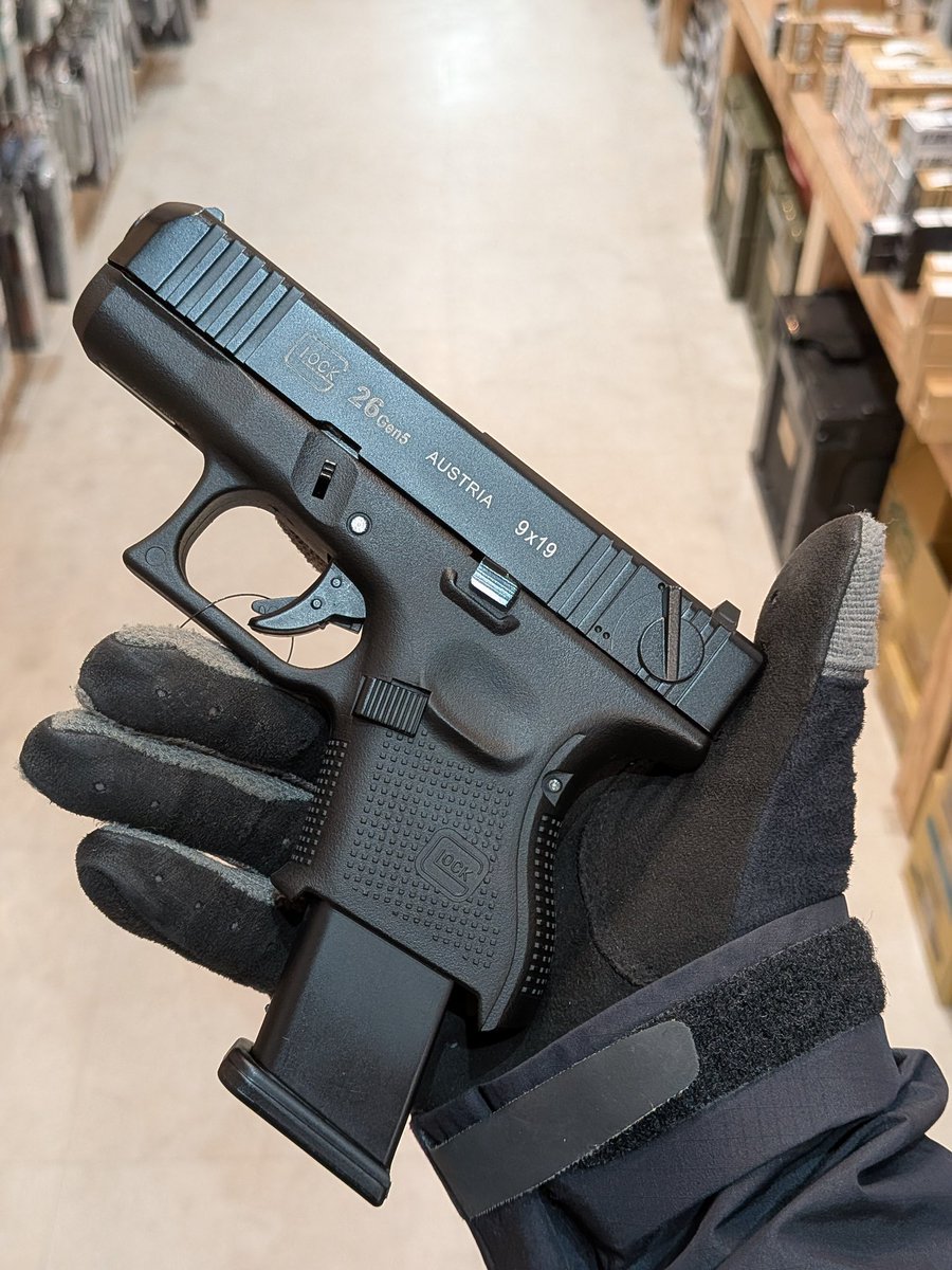 🔫✨SFBC 日本橋本店✨🔫 tweet media