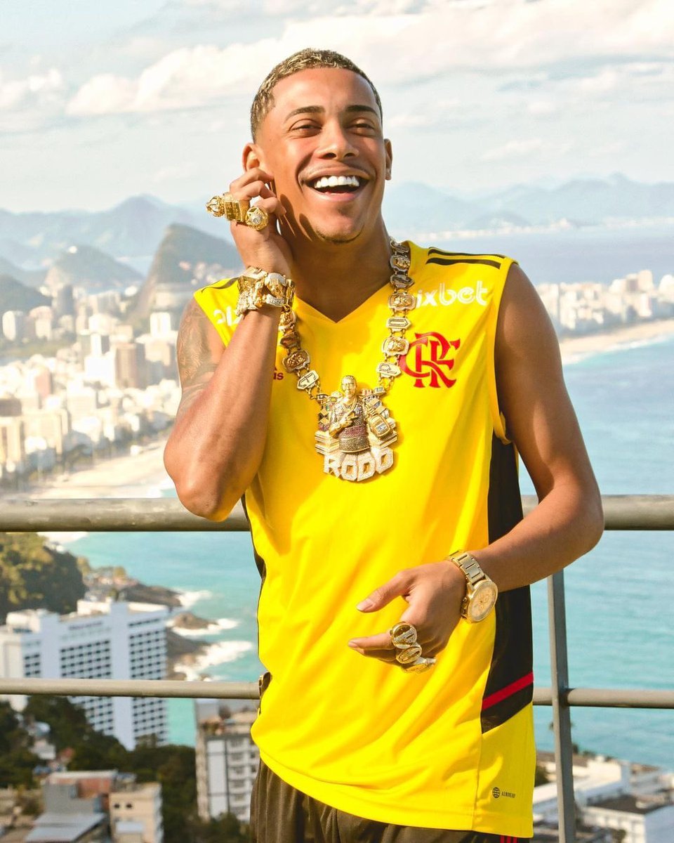 realmilgrauu's tweet image. Hoje é simplesmente aniversário de 3 lendas.

Cristiano Ronaldo
Neymar Jr
Mc Poze

Dia 05 de fevereiro é lendário KKKKKKKKKKKKKKKKKKKKKK