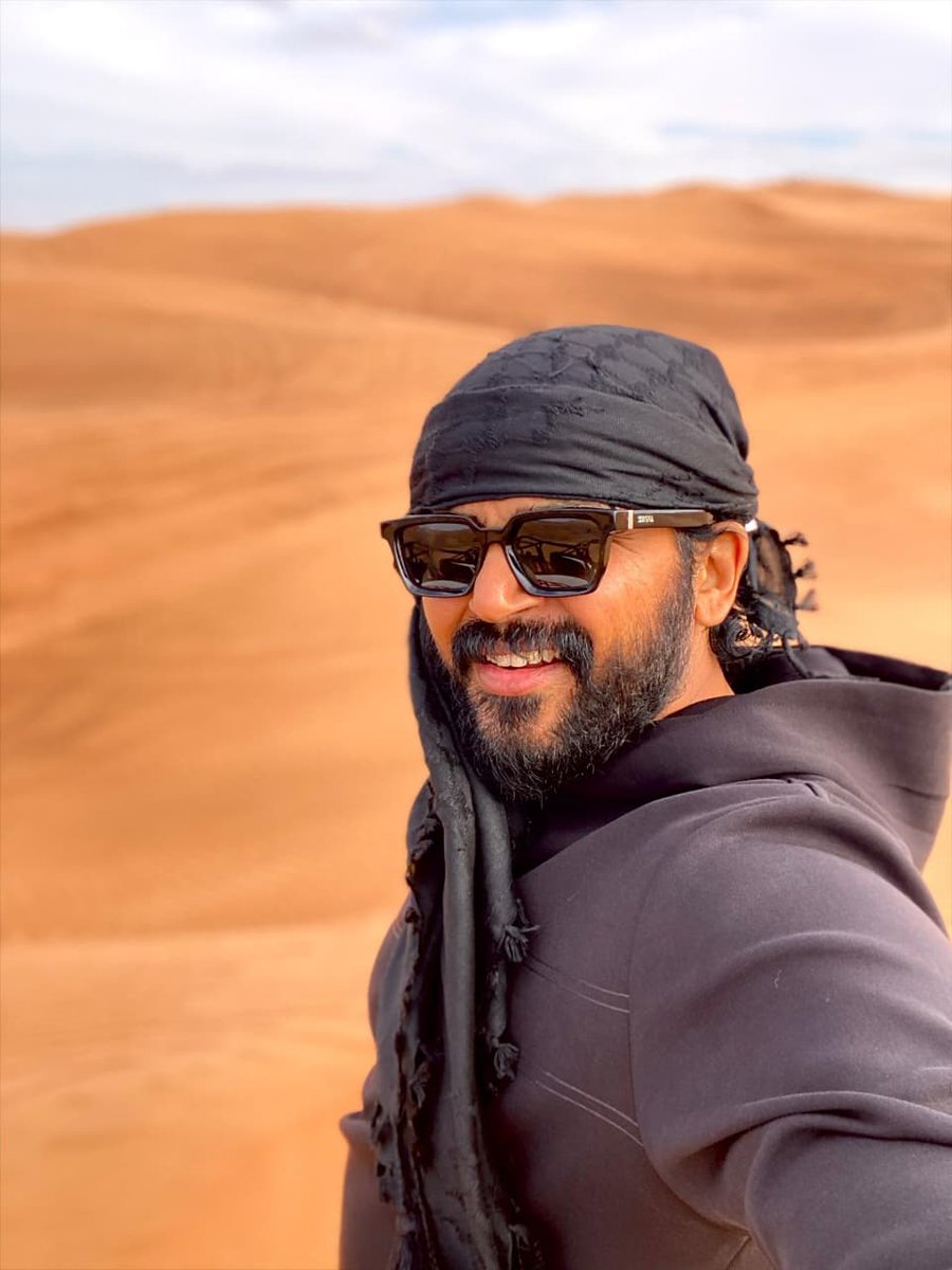 Karthi_Pblr's tweet photo. #Karthi's recent click from Dubai📸🐎🔥

#Marshal #Sardar2 https://t.co/8qtUvnHj4y