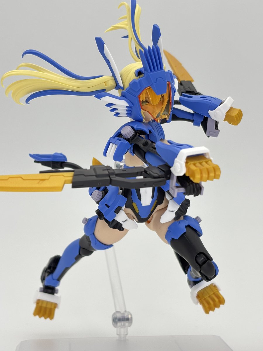 torouniniumu's tweet photo. 斬山碧&ブレードライガーの続き。
ファボアーマーモードとファボアーマーモード(覚醒)
かっこいいと可愛いのバランスが良いなと思います。
#ZOIDE
#メタモルバース https://t.co/UiQP6hbhXJ