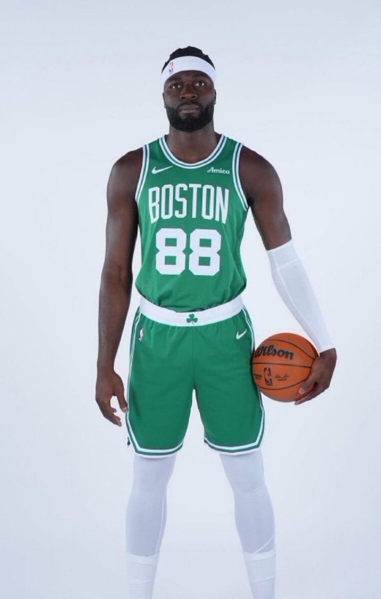 Hoop Central tweet media