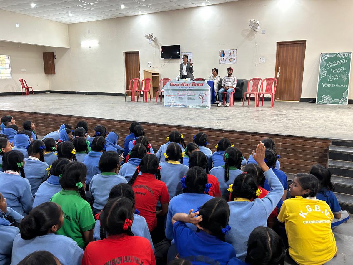 verma199026's tweet photo. Spoke to young students at KGBV, Chandankiyari (Bokaro) about oral cancer prevention, early symptoms, and the dangers of tobacco. The curiosity and engagement from the students were a reminder of how powerful early education can be in shaping healthier choices for life.
Health awareness at the school level is not just education — it’s prevention in its most effective form.
#UnitedByUnique #WorldCancerDay #OralCancerAwareness #PublicHealth #TobaccoFreeIndia #NOHP 
@BokaroNtcp @BokaroIprd @prdjharkhand @drlrpathak @BokaroDc @MoHFW_INDIA @HLTH_JHARKHAND