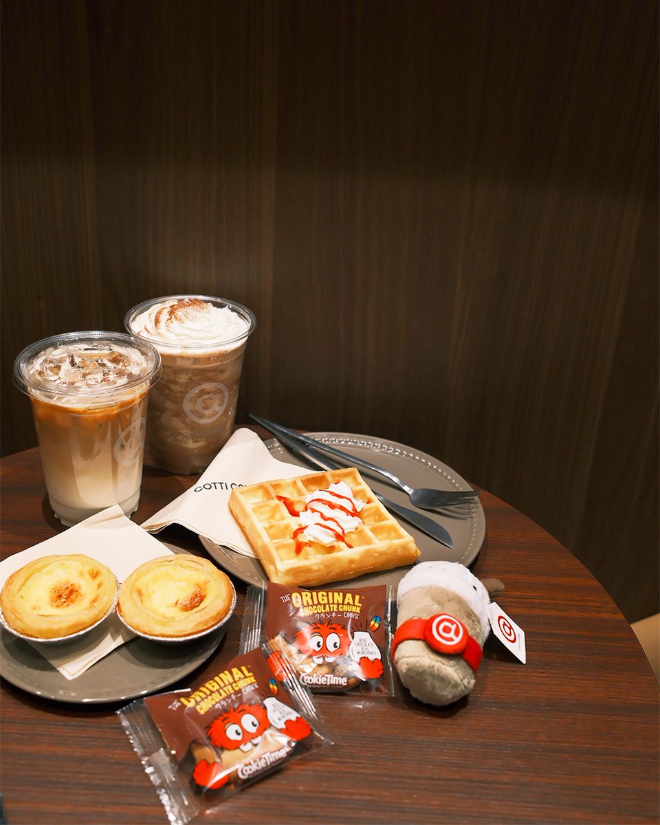 CottiCoffeeJP_'s tweet image. 夜の Cotti Coffee 赤坂駅前店 🌃
仕事帰りの一杯にも、夜のひと息にも。
静かな夜に寄り添うコーヒーをどうぞ ☕

#cotticoffee #cotticoffeejp #coffeeshop 
#新店舗オープン #プロモーション