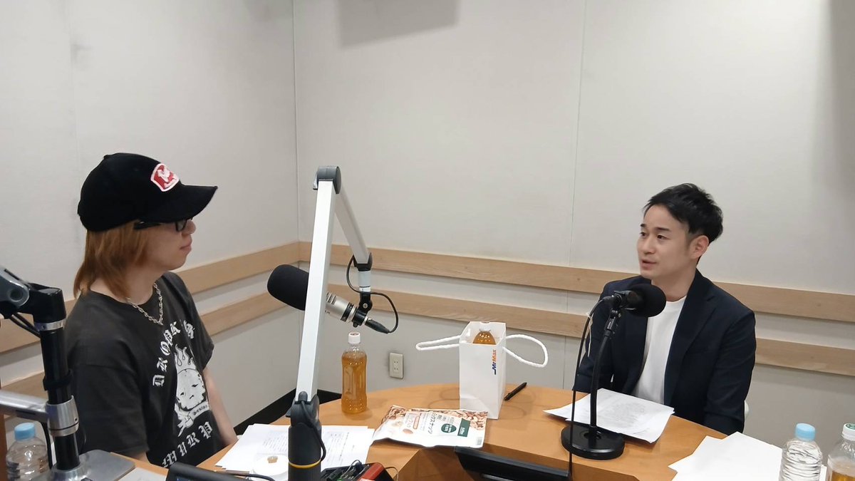 シド マオの "Your morning color" tweet media