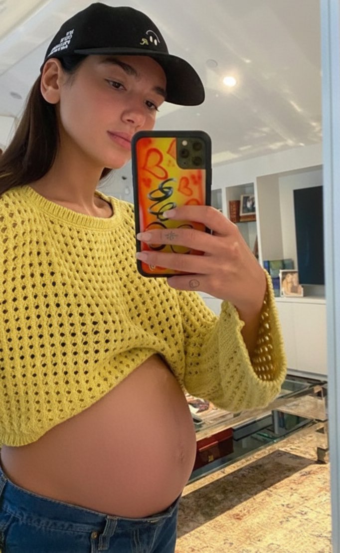 ⠀⟡ ── ‹﹫m͟s͟t͟r͟p͟i͟e͟c͟x͟ › ── ⟡
⠀ ✒︎ personal archive
⠀ 📓 Olivia Russell Marotti
⠀────────  

Un bebé está cumpliendo 5 meses de vivir en la pancita de su mami, amamos cuidar a bebé Russell. 🐣