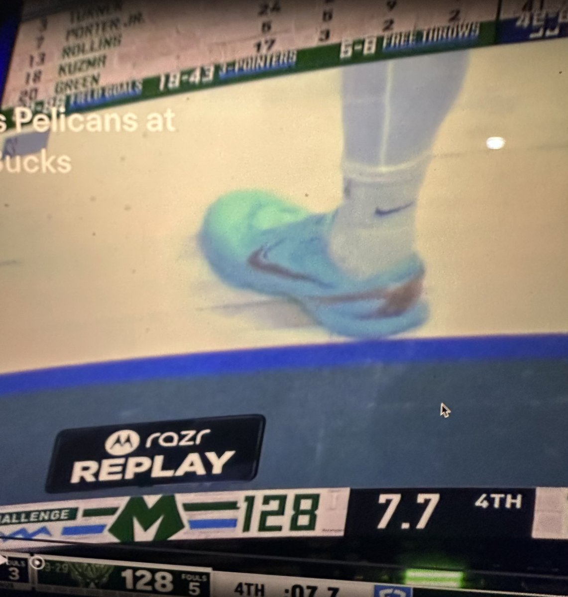 Bucks Lead tweet media