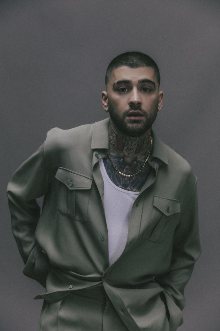 OT5Dailys's tweet photo. Full picture of Zayn Malik for the promo of KONNAKOL! https://t.co/9jIgfavj5R
