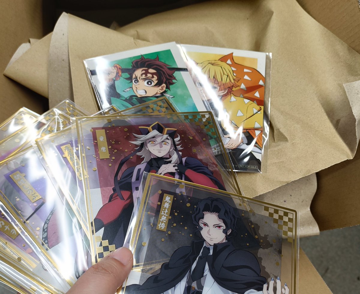 届いた！ 思った以上にクリア色紙がいい感じ❤(ӦvӦ｡) 見てよ、この童