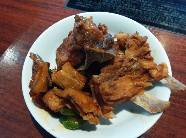 sorekara_jona's tweet photo. 【780円食べ放題】雑居ビルに隠されたガチ中華『品品香』のランチが池袋中華街最安級だった https://t.co/8jBxlvJLU6 @RocketNews24から

最安ビュッフェ。意外と肉料理がラインナップされてるのが良かったです。これで780円は池袋中華街においても凄い。 https://t.co/wTln6ZTiDO