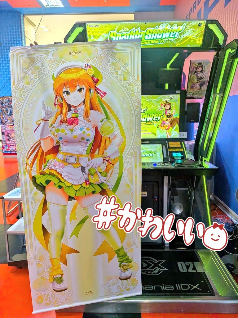 イロハちゃんの等身大タペストリー可愛すぎません？？ お部屋にお招き