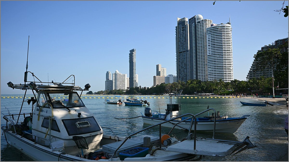 Just docked in Pattaya and my boat just asked for a raise - I'm starting to think it wants beachfront condos too. What's the wildest thing a vehicle of yours has ever demanded? #Thailand #Travel #Pattaya #Vacation #FunnyTweet