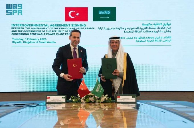 السعودية وتركيا توقعان اتفاقية للطاقة الشمسية بقيمة 2 مليار دولار #عدن_الحدث 
