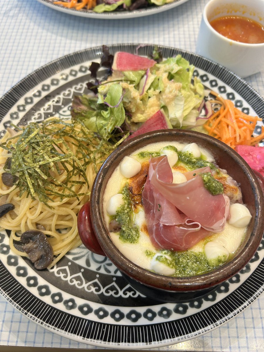 今日のランチはパスタ＆ドリア
