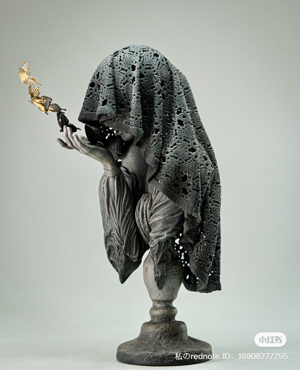 ワンフェスのお品書きです。 新作『鳥を抱いた少女』1/6キット 『メイ