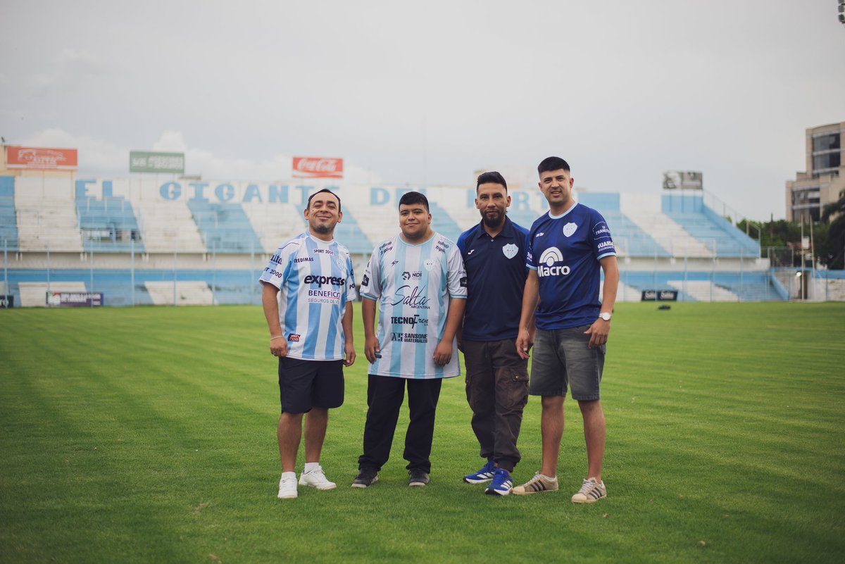 Hoy fue el Gran Día , se estreno este Gran Proyecto <a href="/GeYTe1902Stream/">GeYTe1902.Streaming</a> , nervios para Hacer el Primer Programa Producido por mi , Se Sintió increíble. 

Gracias a todos por Prenderse a la pantalla de <a href="/SportsSalta/">Sports Salta</a> .🩵🤍