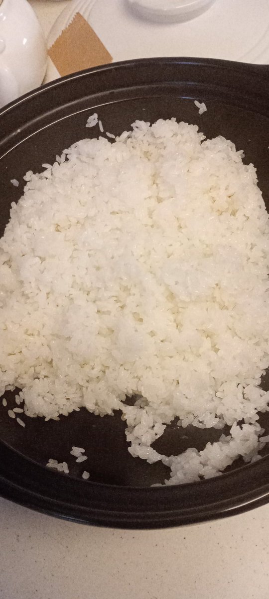 imaichi4's tweet image. 火を焚いて土鍋で米を炊いた例
味はガス火やIHと変わらない
でも何かやってて楽しい