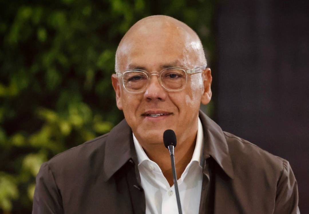 jorgerpsuv's tweet image. Sostuvimos un encuentro con representantes de los diversos partidos de oposición. Avanzamos en un proceso de diálogo nacional que permitirá resolver los asuntos relacionados con la vida cotidiana. El clamor más grande del pueblo en este momento, es preservar La Paz.