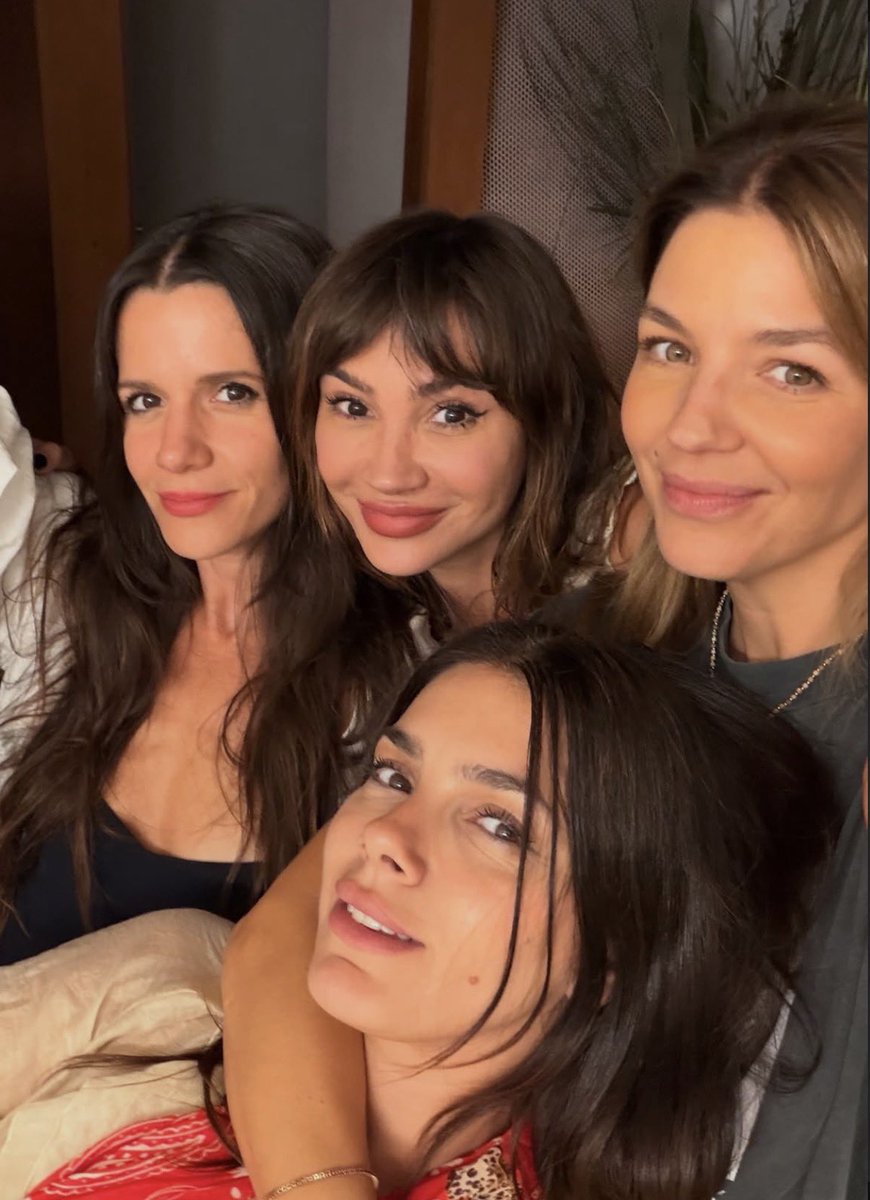 sabias que la novela iba a estar buena cuando las protagonistas eran ELLAS