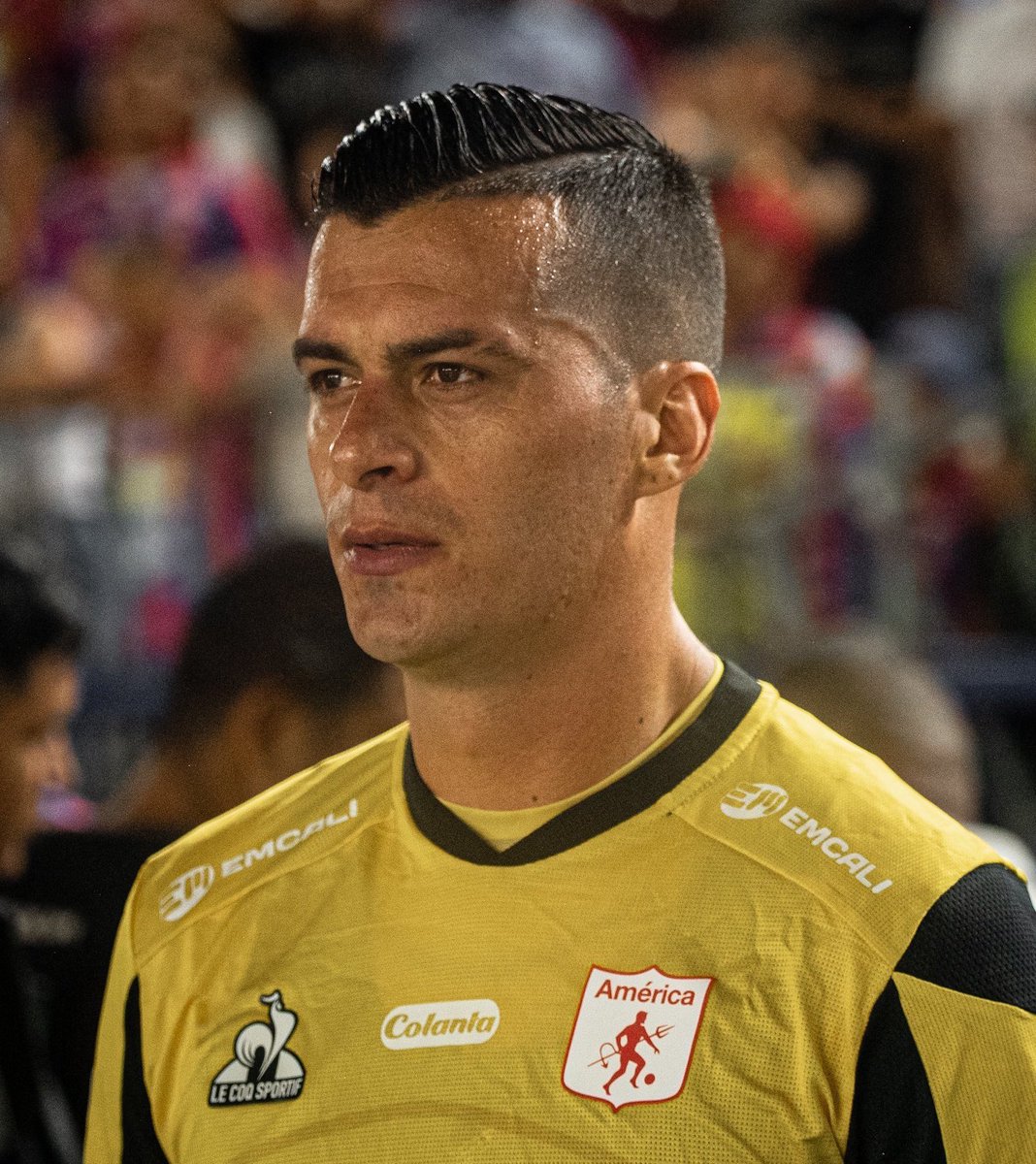 El motivo por el cual Nacional no goleó al América, no fue Soto, sino el mismo Nacional. Las atajadas de Soto fueron más cantidad que calidad por la propia deficiencia de Nacional en definición. 5 de 7 atajadas fueron al cuerpo. La finalización es un aspecto a mejorar en Nacional