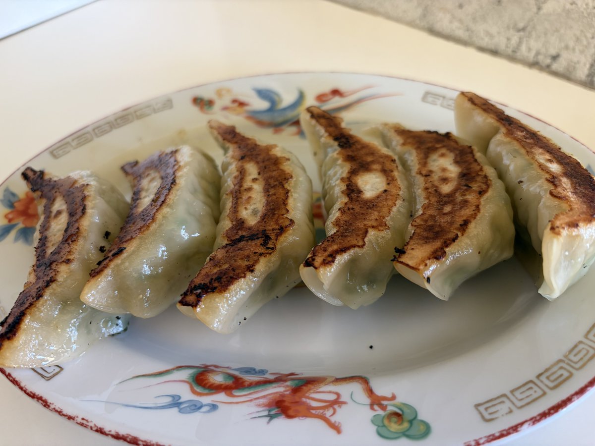 vl_Gr3's tweet photo. ここの炒飯うますぎる https://t.co/2r6lQygI8F