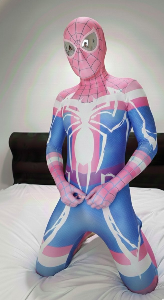 Gwenspideyboi tweet media