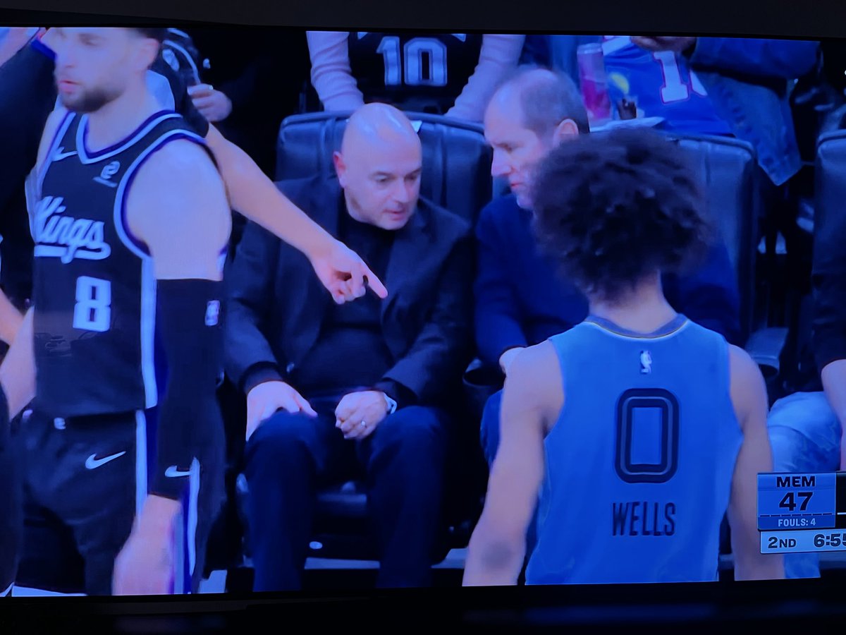 diego__s01's tweet photo. Daniel Levy in Sacramento??? @SpursOfficial @SacramentoKings https://t.co/I6woBztrtx