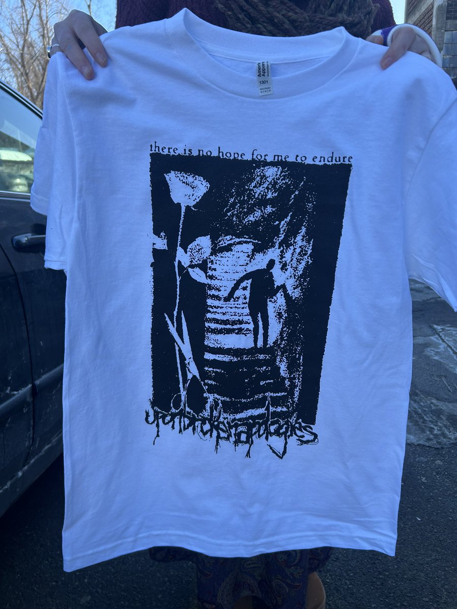 uponbrokenapologies tweet media