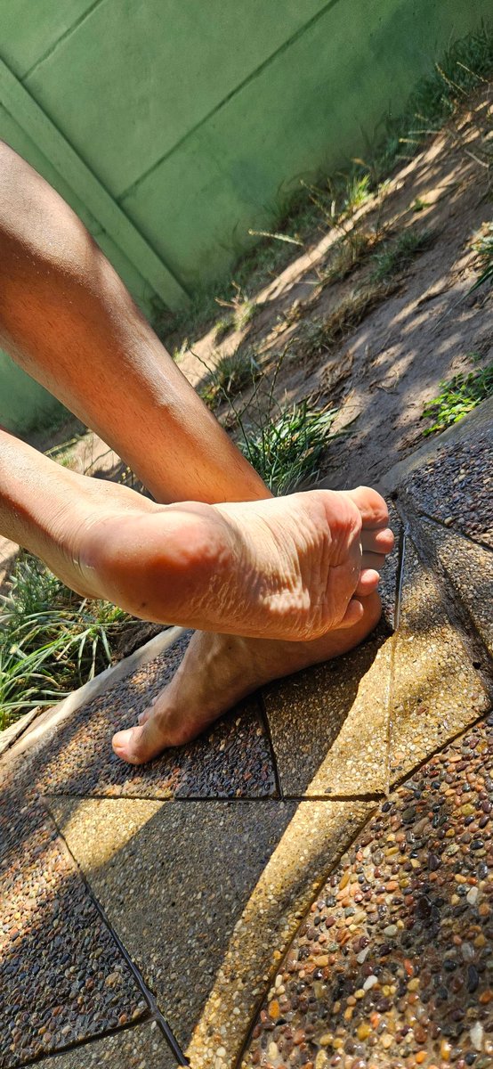 only.alonsete tweet media