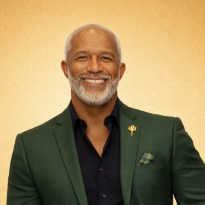 thegreativan's tweet photo. #NewProfilePic https://t.co/ltT4uxnKNU