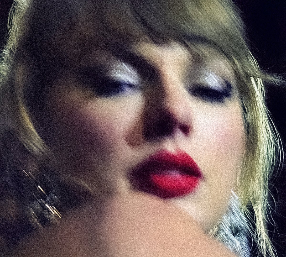 me when the sky is opalite